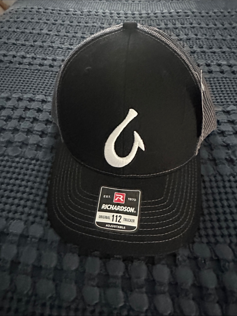 Richardson Youth One Size Black Hat NWT